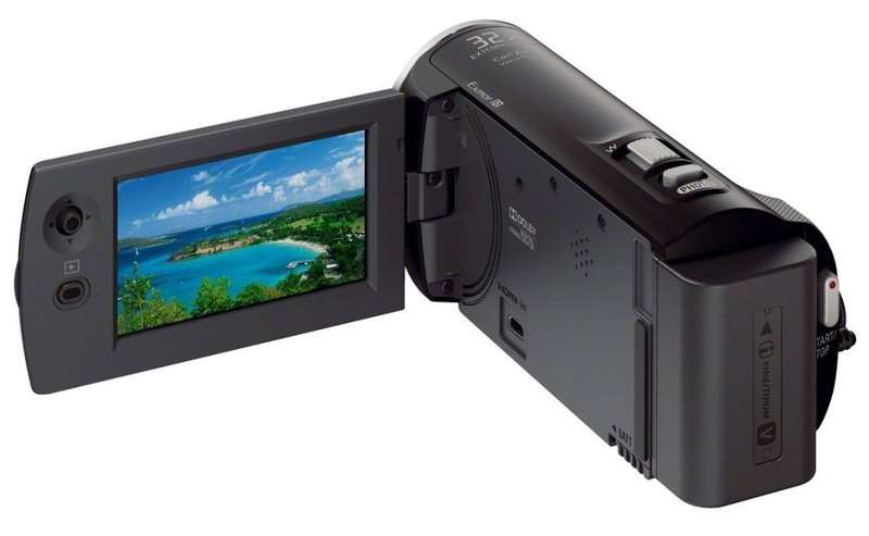 Sony HDR-CX220 HD Camcorder 32X ZOOM 8.9 MEGAPIXELS HANDYCAM