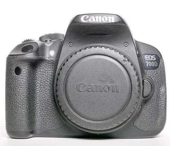 PLEASE READ - Canon EOS 700D DIGITAL SLR CAMERA BODY ONLY | 18.0 MP FULL HD