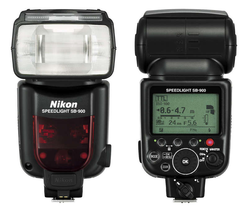 Nikon SB-900 Speedlight Flash for Nikon DSLR Cameras - With POUCH