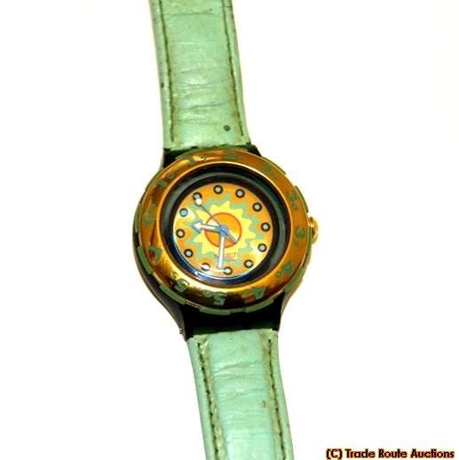 SDN109 Swatch - Scuba En Vague Gold Hands Glow Art- Clearance SALE 50% OFF