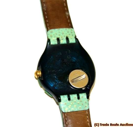 SDN109 Swatch - Scuba En Vague Gold Hands Glow Art- Clearance SALE 50% OFF