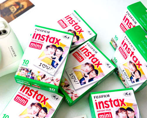 Fujifilm Instax  - Instant Film Credit card size photos 10 Sheets in a Box for Instax Mini 7, 8 & 9
