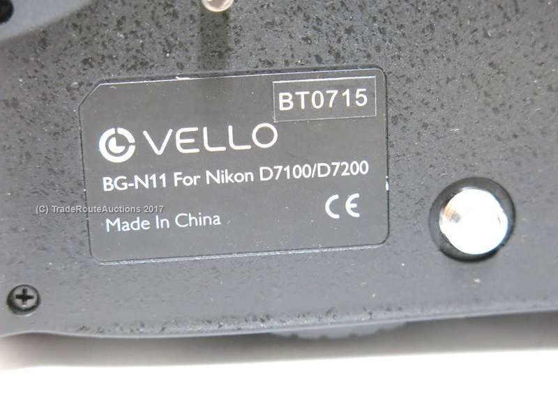 Vello Battery grip for Nikon D7100 & Nikon D7200