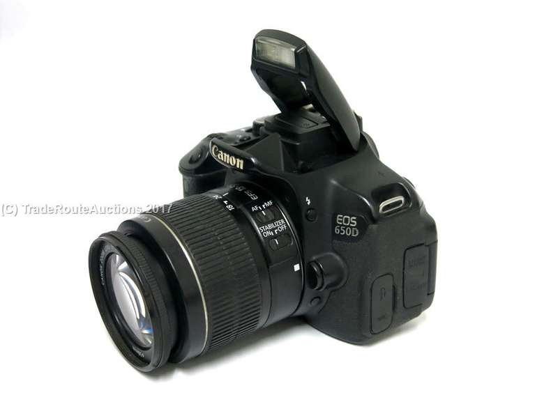 CANON 650D Digital SLR CAMERA with Canon 18-55mm IS Lens (18 Megapixels) DSLR Camera Kit