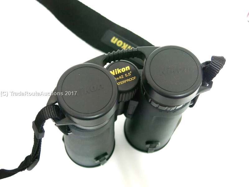 Nikon Monarch 10X42 DCF Binoculars - in Box Complete - DEMO