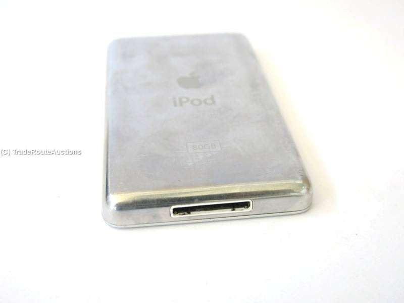 Apple IPod Classic - 6th Generation SILVER 80GB [ MB029 ]