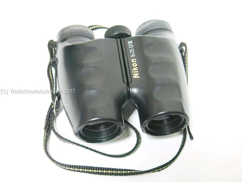NIKON BINOCULARS 9X25 Cf iii with Pouch