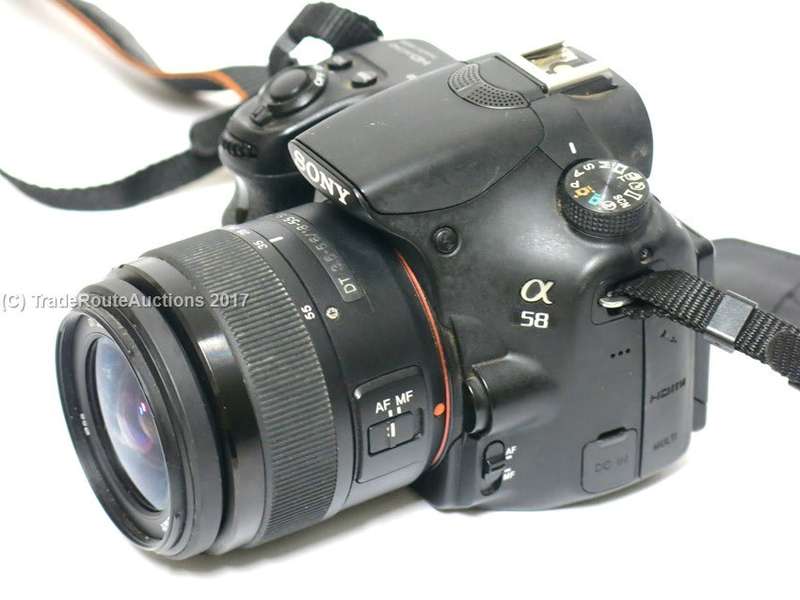 Sony SLT-A58 Digital SLR Kit with 18-55mm Zoom Lens, 20.1MP SLR Camera with 2.7Inch Tilt LCD