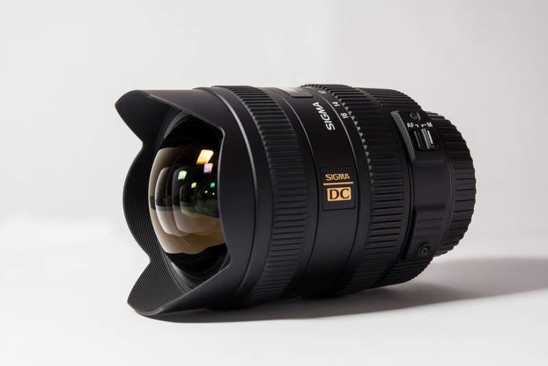 Sigma 8-16mm f/4.5-5.6 DC HSM AF Ultra Wide Zoom Lens for NIKON DSLR Cameras