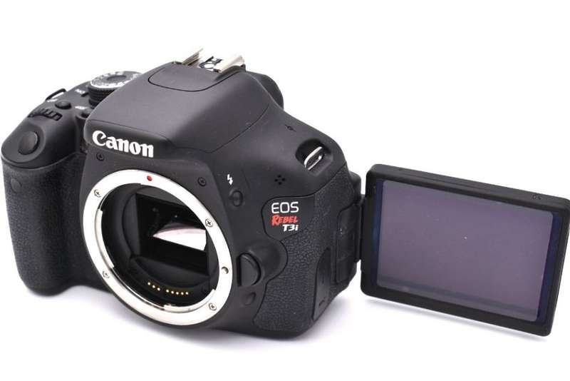 Canon EOS REBEL T3i (600D Equivalent) Digital SLR CAMERA BODY ONLY  [18 Megapixels]