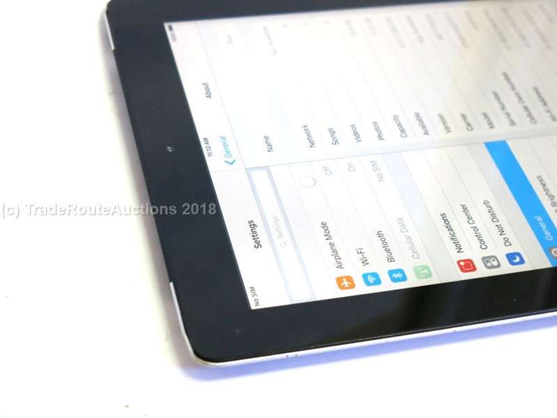 IPAD 2 | 3G | 16GB | WiFi | BLACK | GENUINE APPLE *** IPAD2 3G WIFI *** MC773SO/A