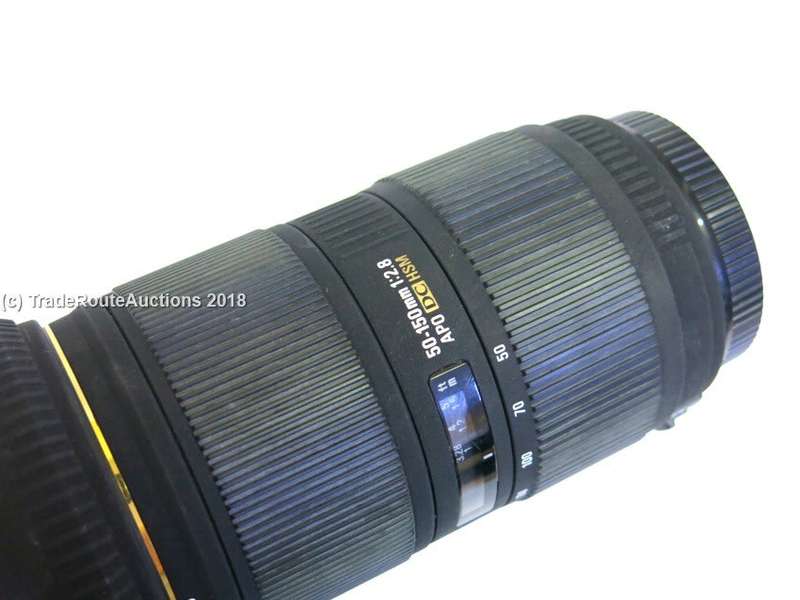 Sigma AF 50-150mm f/2.8 APO EX DC HSM Lens (Canon Mount)