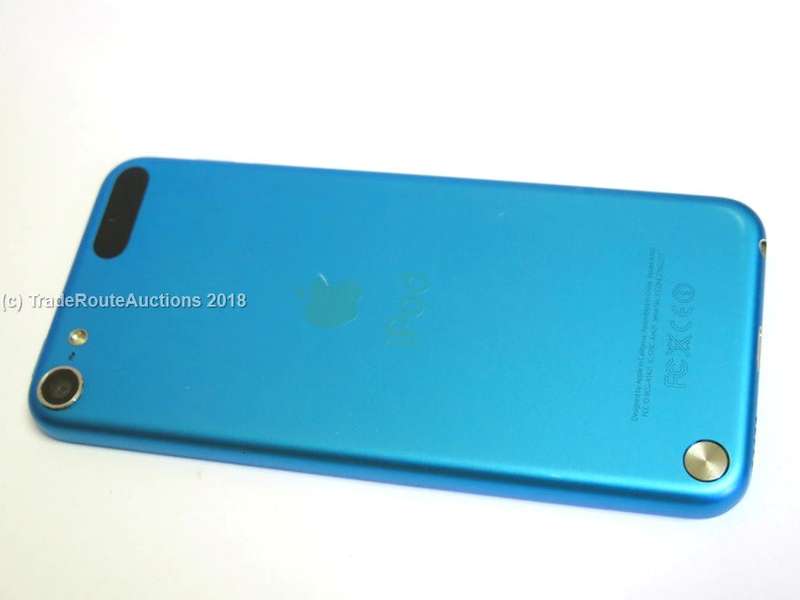 Apple iPod Touch | WHITE/BLUE | 16GB | 5th Generation | A1421 | MGG32BT/A | RETINA DISPLAY