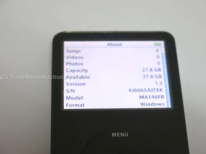 Apple iPod classic 5th Generation Black MA146FB - A1136 - 30GB