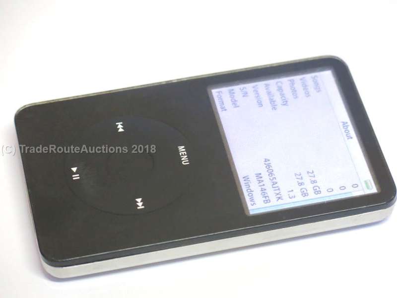 Apple iPod classic 5th Generation Black MA146FB - A1136 - 30GB