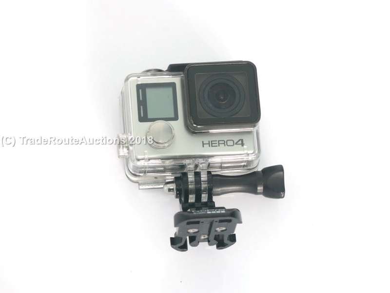 GoPro Hero4 SILVER CHDHY-401 | Built in Touch LCD Display | Wi-Fi | Comes with Casing
