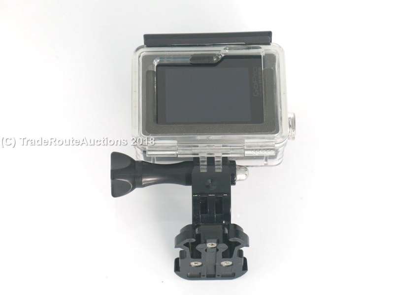 GoPro Hero4 SILVER CHDHY-401 | Built in Touch LCD Display | Wi-Fi | Comes with Casing