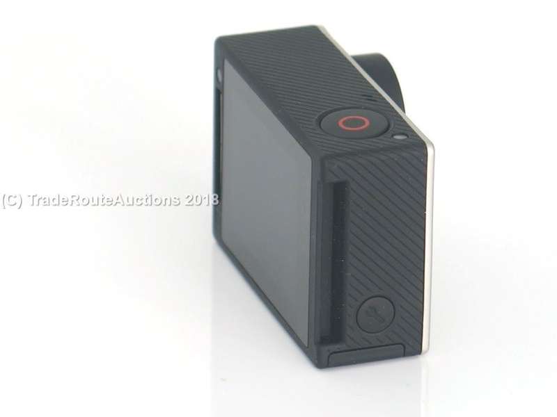GoPro Hero4 SILVER CHDHY-401 | Built in Touch LCD Display | Wi-Fi | Comes with Casing