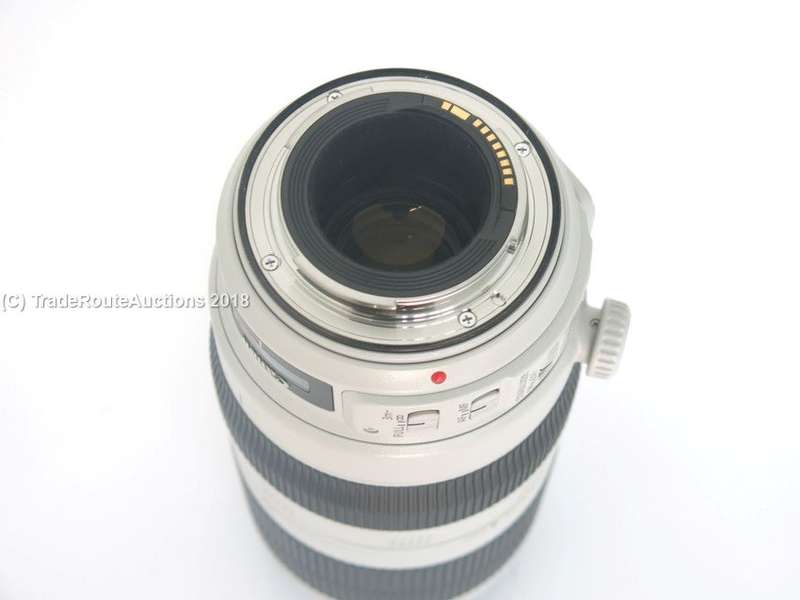 Canon EF 100-400mm f/4.5-5.6 L IS (IMAGE STABILIZER) Mark II USM Lens for Canon  DSLR Cameras