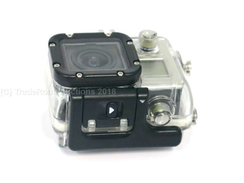 GOPRO HERO 3  CHDHN-301 [SILVER EDITION] Captures HD Video + LCD Attachment
