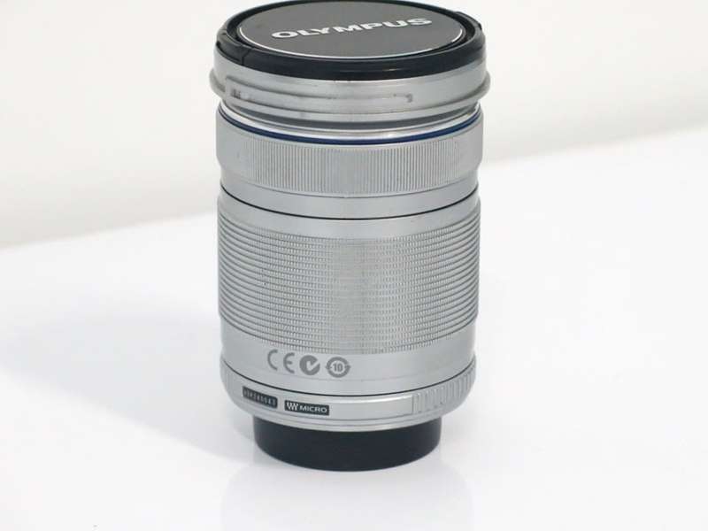 Olympus M.ZUIKO DIGITAL 40-150 mm F4.0-5.6 R LENS Silver for Olympus PEN Camera