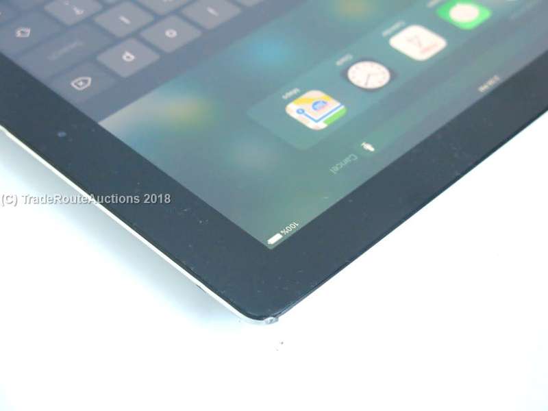IPAD 4 | 32GB | WiFi ONLY | BLACK | GENUINE APPLE | MD511HCA ***  IPAD4 RETINA DISPLAY  ***