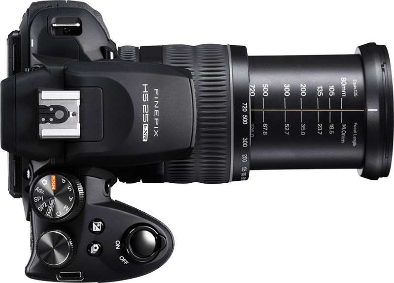 FujiFilm Finepix HS25 EXR Digital Camera 16 Megapixels 30X Optical Zoom 7.6 cm LCD