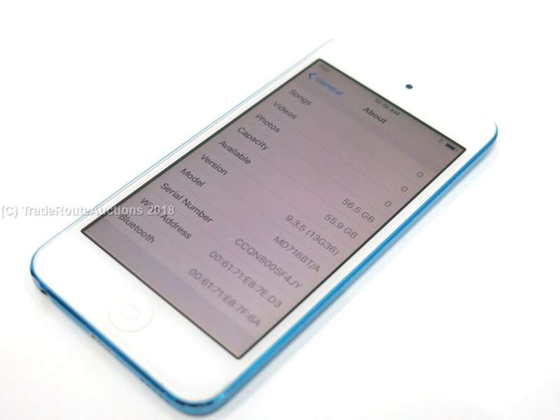 Apple iPod Touch | BLUE | 64GB | 5th Generation | A1421 | MD718BT/A | RETINA DISPLAY
