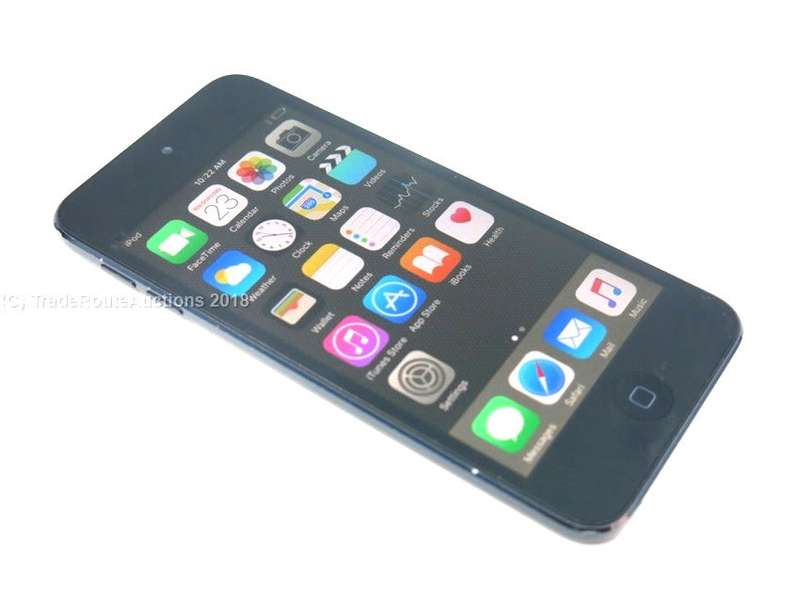 Apple iPod Touch | SPACE GREY | 64GB | 5th Generation | A1421 | MD724BT/A | RETINA DISPLAY