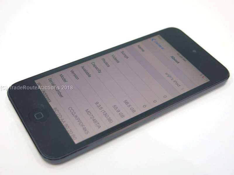 Apple iPod Touch | SPACE GREY | 64GB | 5th Generation | A1421 | MD724BT/A | RETINA DISPLAY