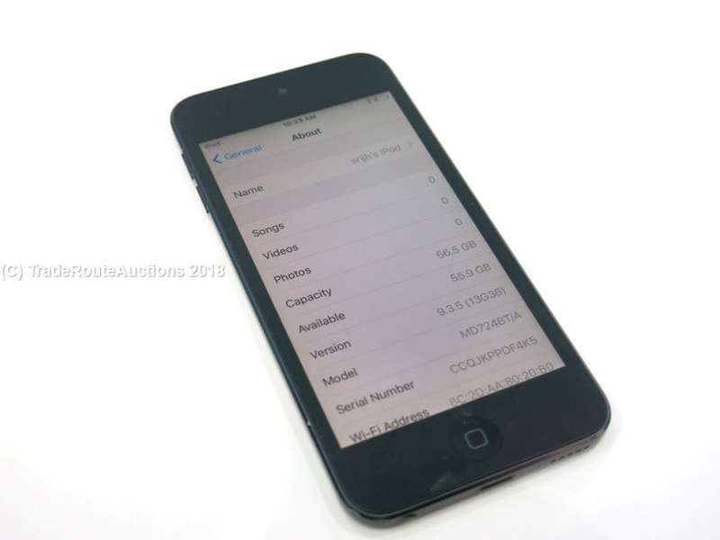 Apple iPod Touch | SPACE GREY | 64GB | 5th Generation | A1421 | MD724BT/A | RETINA DISPLAY