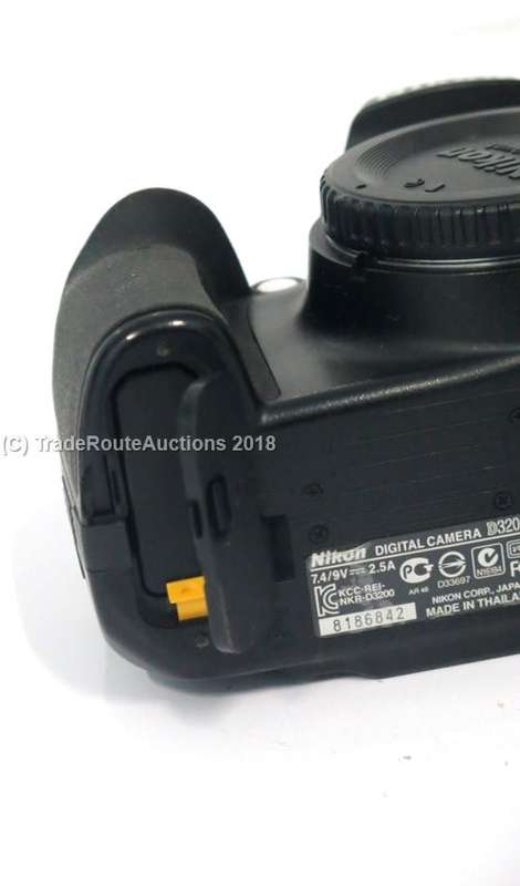 NIKON D3200 DSLR CAMERA 24.2 MP DSLR BODY - PLZ READ