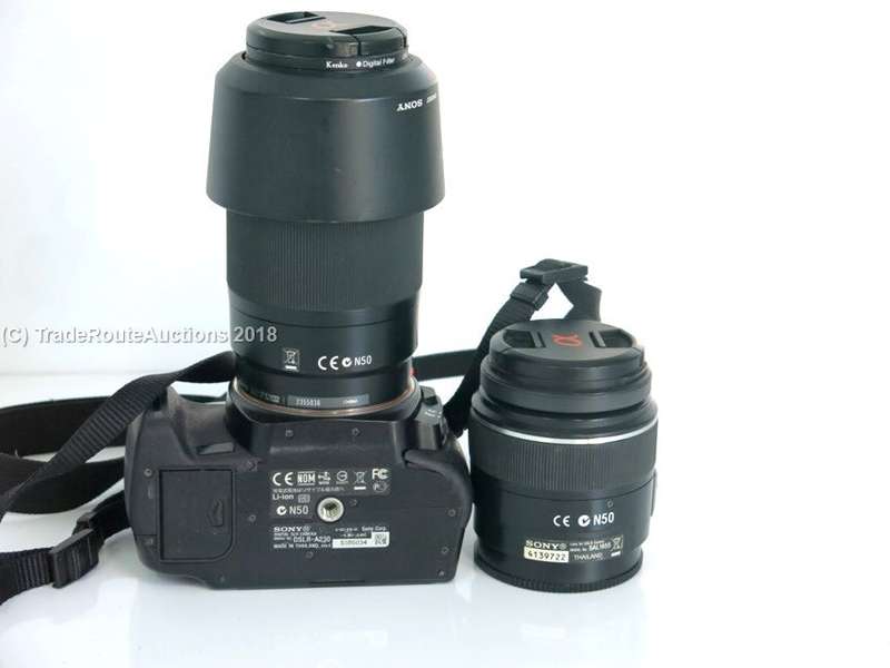 SONY ALPHA A230 DIGITAL DSLR CAMERA Twin Lens KIT 18-55 Lens & 75-300 Lens