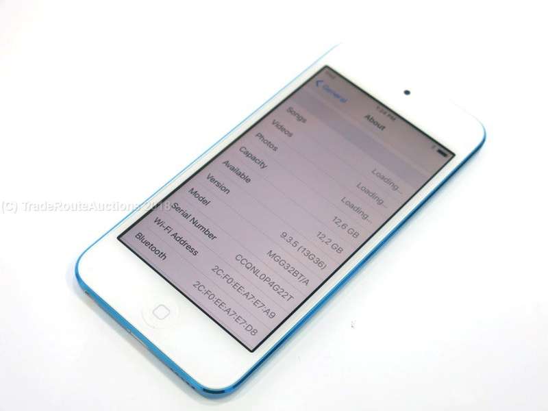 Apple iPod Touch | WHITE/BLUE | 16GB | 5th Generation | A1421 | MGG32BT/A | RETINA DISPLAY