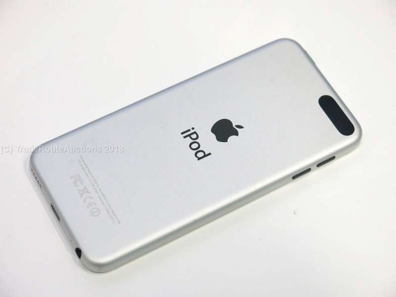 Apple iPod Touch | BLACK | 16GB | 5th Generation | A1509 | ME643BT/A | RETINA DISPLAY