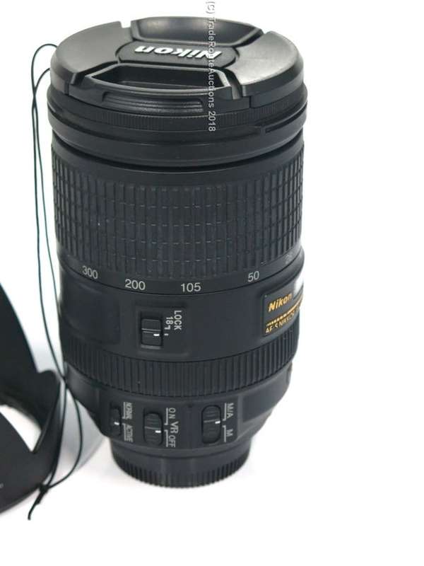 NIKON AF-S DX NIKKOR 18-300mm f/3.5-5.6G ED VR ii Lens for Nikon Digital SLR Cameras