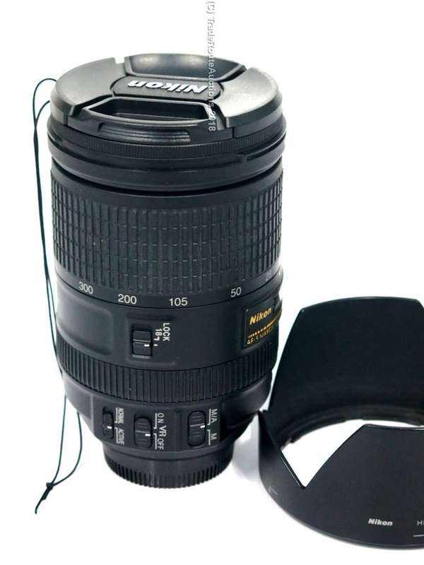 NIKON AF-S DX NIKKOR 18-300mm f/3.5-5.6G ED VR ii Lens for Nikon Digital SLR Cameras