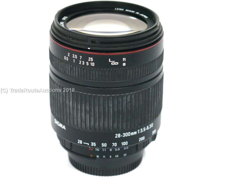 SIGMA 28-300mm F3.5-6.3 D LENS for NIKON Cameras