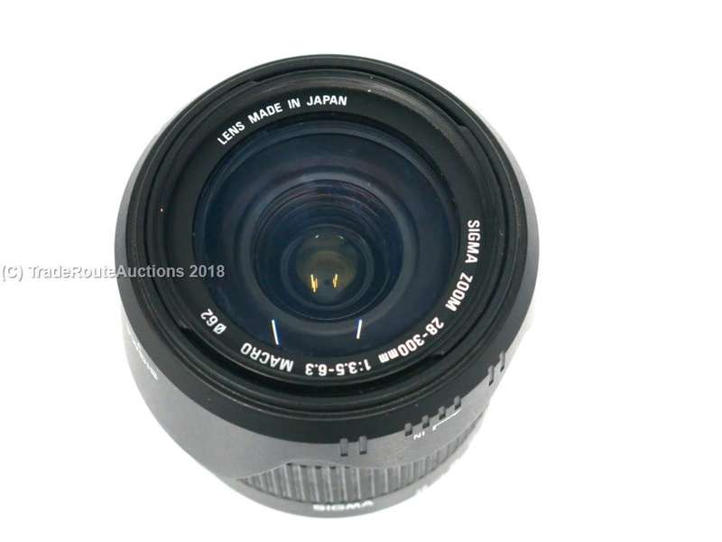 SIGMA 28-300mm F3.5-6.3 D LENS for NIKON Cameras