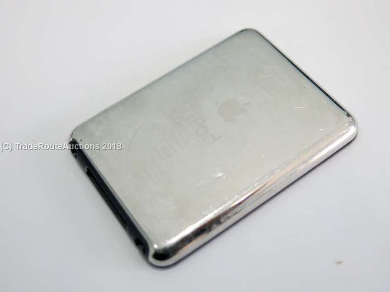 Apple iPod Nano | Black | 8GB | 3rd Generation | MB261 | A1236  **** IPOD NANO ****