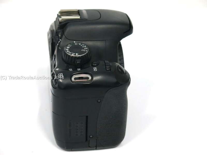 Canon EOS 550D Digital SLR camera 18 MP BODY ONLY