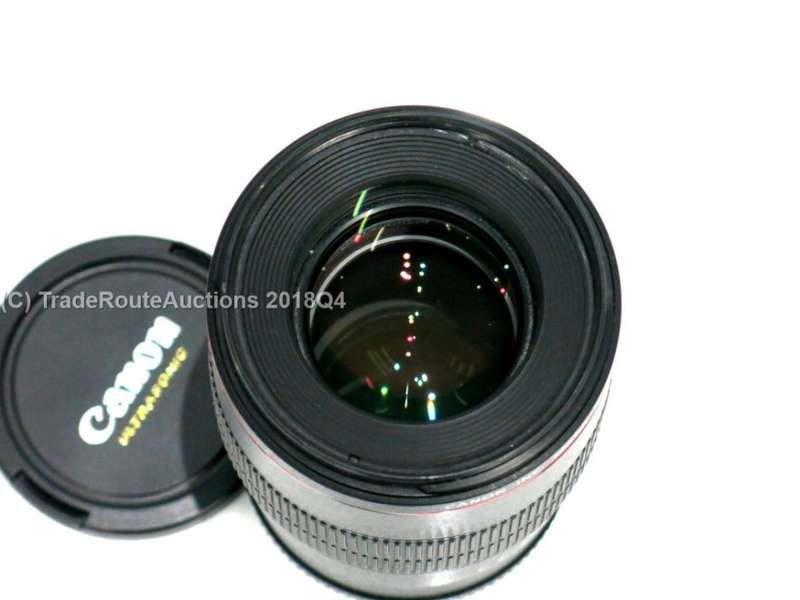 Canon 100mm EF f2.8 L IS USM Macro Lens for Canon DSLR Cameras