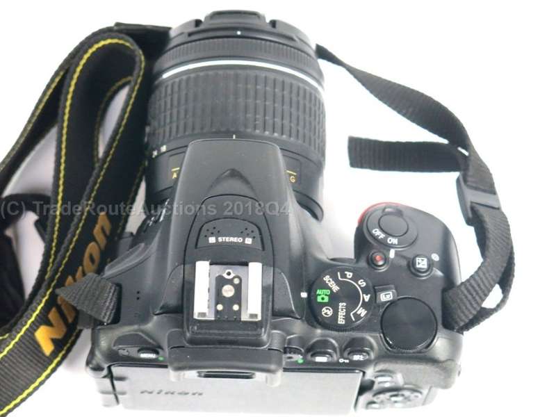 NIKON D5500 DSLR CAMERA BODY plus Nikon AF-P Zoom Nikkor 18-55mm DX Lens Kit