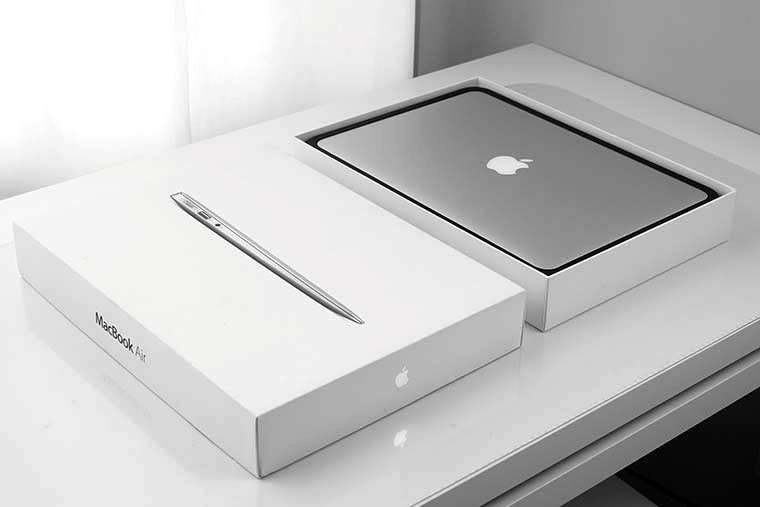 Apple MacBook Air 13.3-inch | Core i5 1.8GHz | 4GB DDR3 | 128GB SSD FLASH - MACBOOK AIR 13 INCH