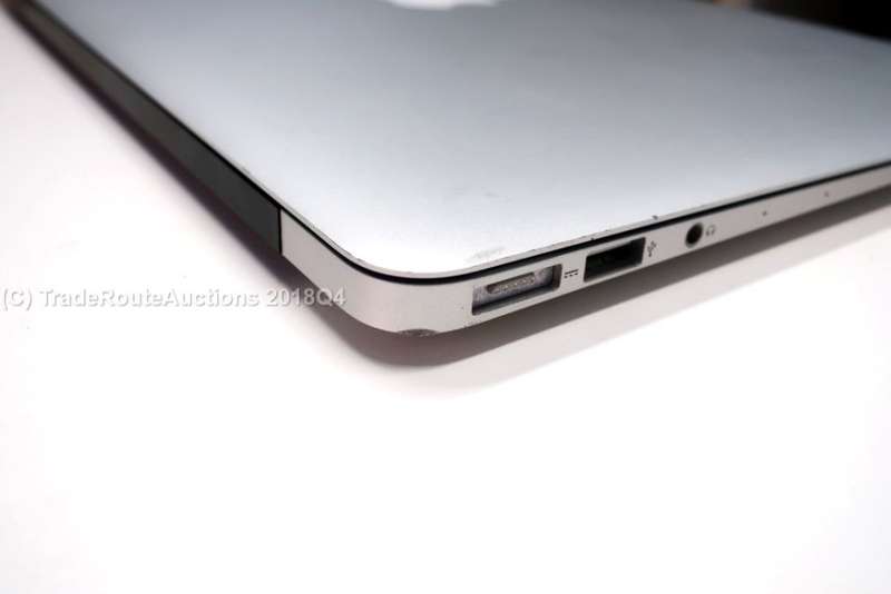 Apple MacBook Air 13.3-inch | Core i5 1.8GHz | 8GB RAM | 128GB SSD MACBOOK AIR 13 INCH 2017 MODEL