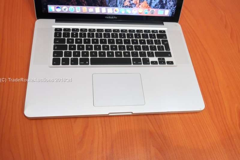 Apple MacBook Pro 15.4-inch * Core i7 2.2GHz * 10GB RAM * 500GB HDD