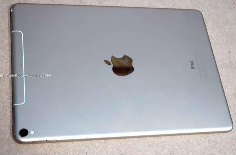Apple 10.5" iPad Pro (64GB, Wi-Fi + 4G LTE, Gold) | A1709 | MQF12HC/A