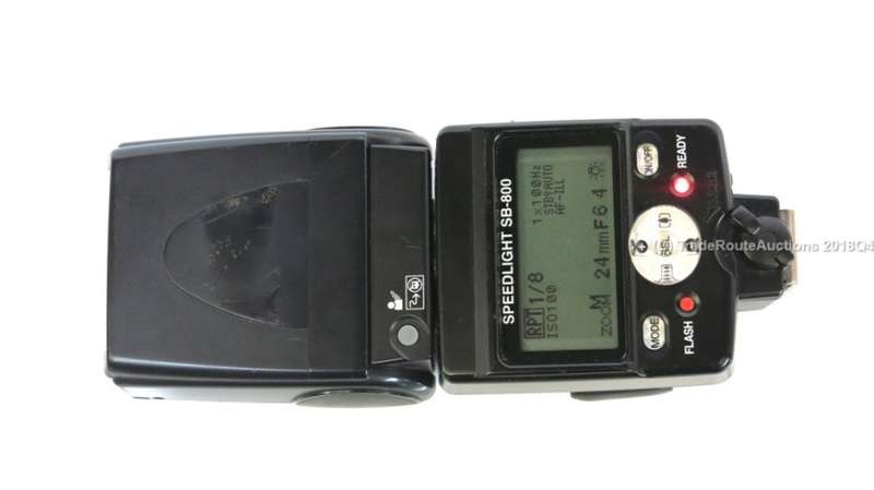 Nikon SB-800 Speedlight Flash for NIKON DIGITAL SLR Cameras