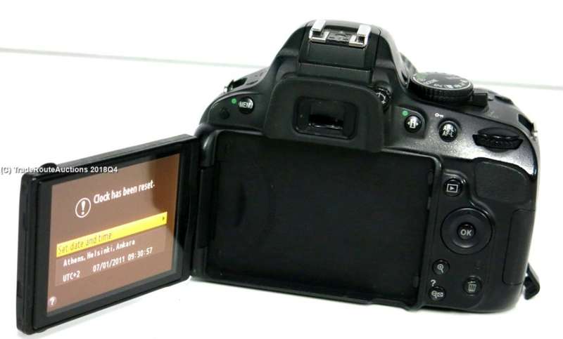 NIKON D5100 DSLR CAMERA BODY + 18-55mm MM VR LENS KIT