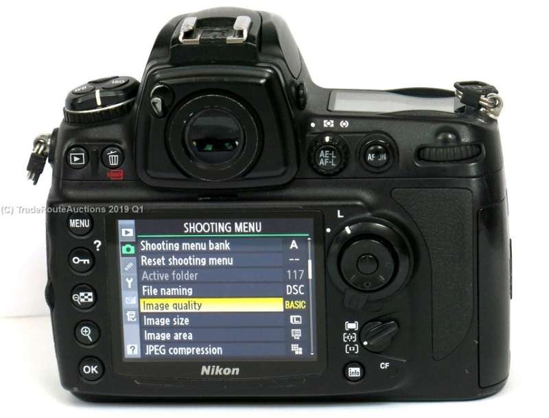NIKON D700 DSLR CAMERA Body PROFESSIONAL DSLR BODY